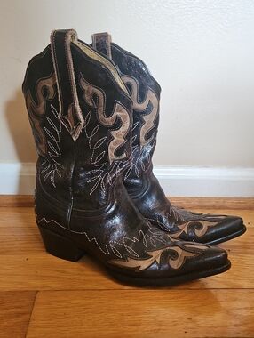 Old Gringo Yippee Kiyay Western Cowboy Boots with Tan Stitching